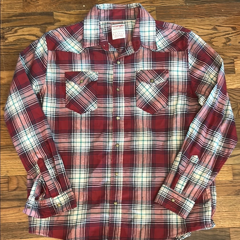Wrangler Red and White Casual Button Down Shirt